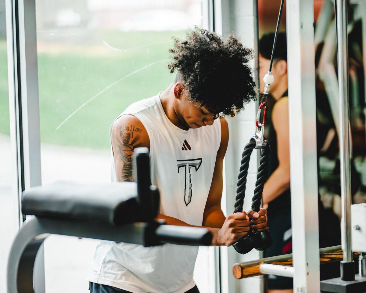 TroyTrojansMBB's tweet image. Win every rep 💪

#TakeTheStairs | #OneTROY ⚔️🏀