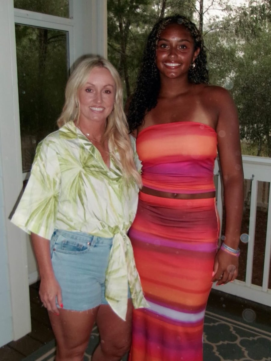 Ashley Ayers (@aayers22) on Twitter photo Happy 17th to <a href="/haylenayers/">Haylen Ayers</a>    Big love for you today and everyday.  ✨✨✨ Happy 17th to <a href="/haylenayers/">Haylen Ayers</a>    Big love for you today and everyday.  ✨✨✨