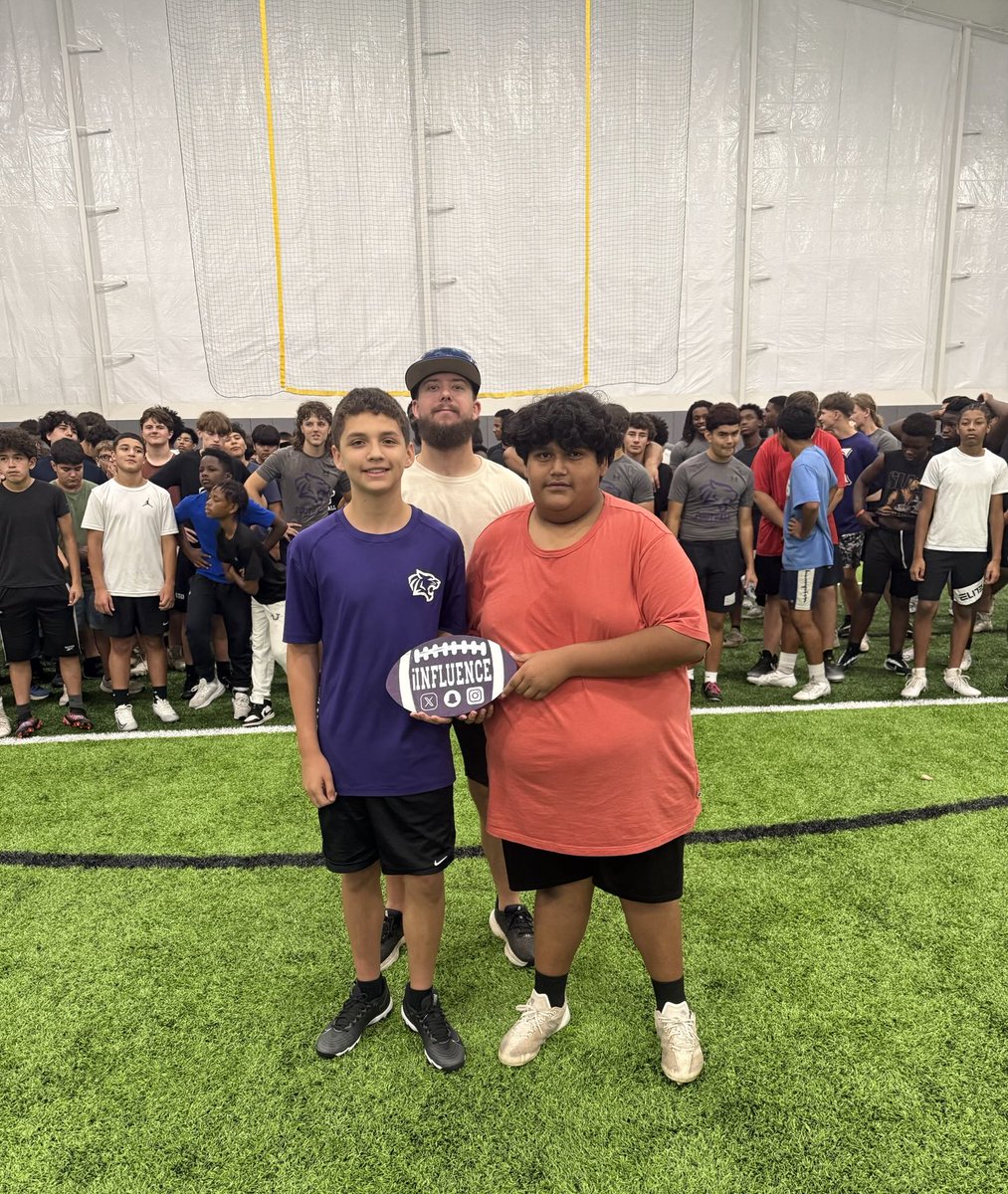 Coach_Lu's tweet photo. Everything rises and falls on leadership. 

GREAT job by our INFLUENCERS of the week!

Rising 7th: Brayden Kerlin|Mason Harvey

Rising 8th: Mason Howard|Rito Treviño

Rising 9th: Brandon Wilson|Sterling Carnes

Varsity: Wyatt Cooper|Donovan Anderson

#OTOTOF #TWW #EXCELLENCE https://t.co/hD7a416A19