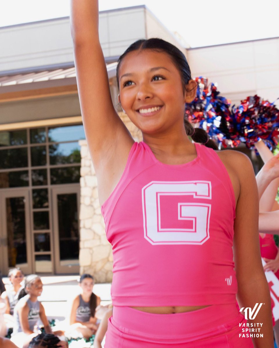 Looks seen at #UCAcamp 👀 
Where will you be wearing your #VarsityStyle this summer?