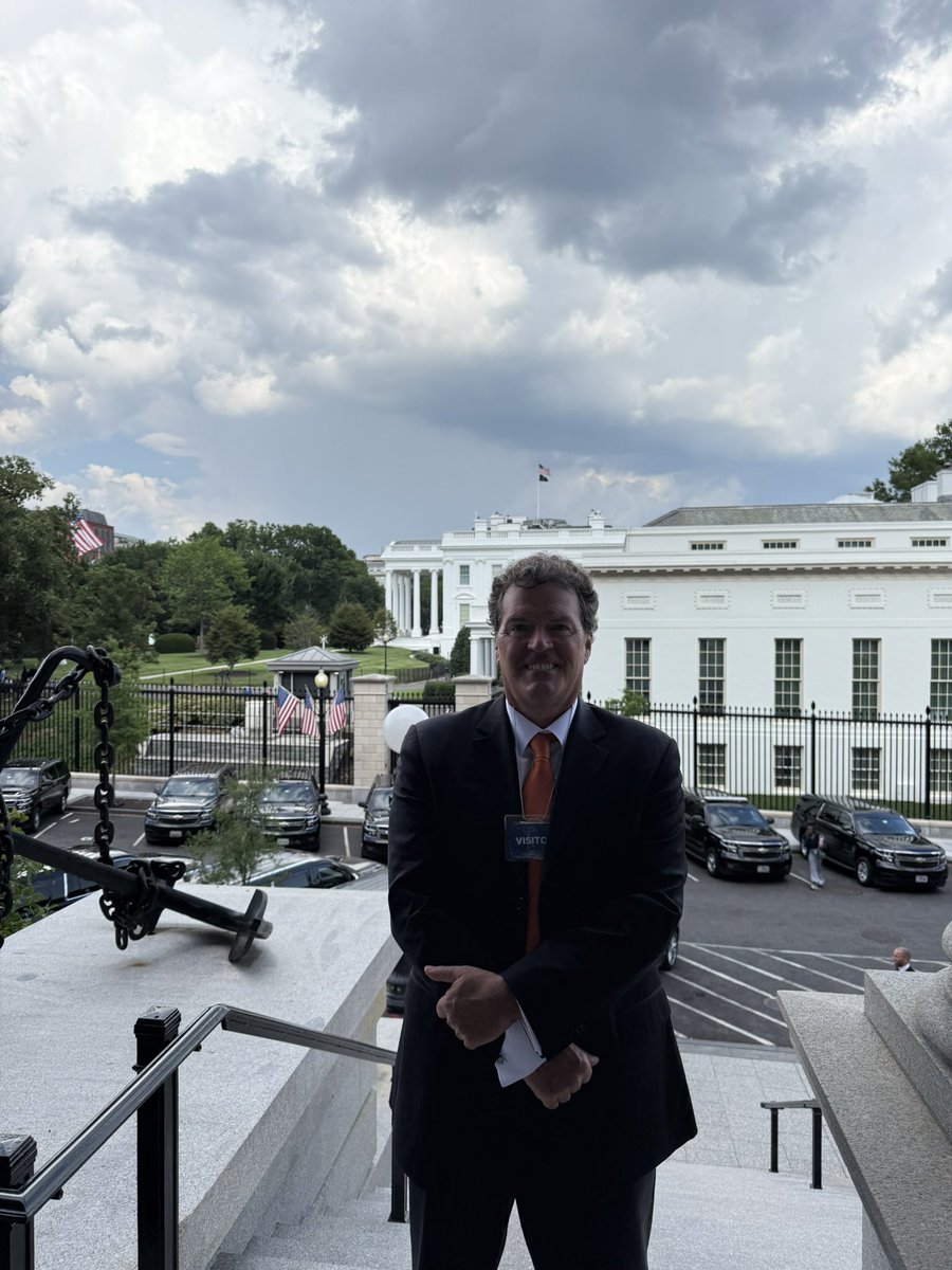 HughCWelsh's tweet image. Hot & steamy day in Washington and appreciate the really productive meetings on behalf of @dsmfirmenich na with HHS/FDA; several members of Congress, the US Trade Representative office & the White House