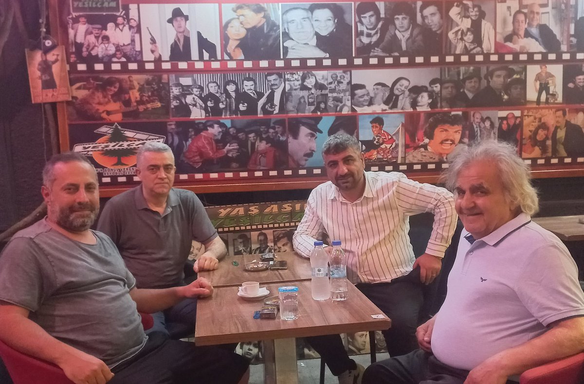 Yeşilçam herzaman baştacımız Necdet Kökeş abimle hasbihal.
Hayırlı cumalar dileriz.