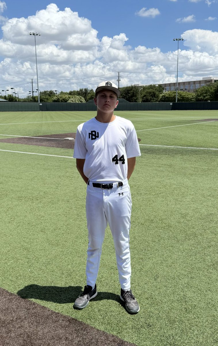 FiveToolTexas's tweet image. F: @NorthDallasBB Smiga 4, Lonestar Kraken ZR 3
PoG: @_Payne_2027 2-3, RBI, R
Pitcher: Ace Walstrom 7 IP, 6K
Notable: Ethan Estes 1-3, 2B, 2 RBI
