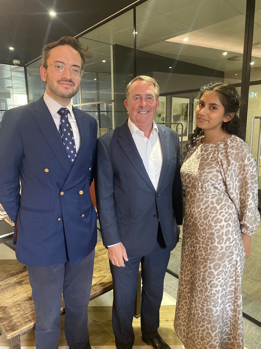 Elliott_Malik's tweet photo. Excellent to meet @LiamFox today at the Spring @CEN_HQ drinks. The discussion about his The Coming Storm, could not be more timely.

Water scarcity is one of the great threats of our time. Politicians need to deal with it, otherwise we will be overwhelmed in the decades to come. https://t.co/HZNsqQKKlK