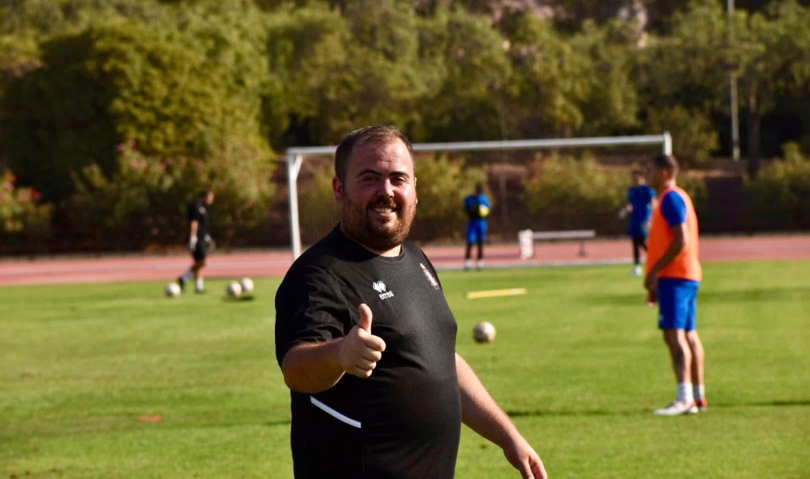 PreferenteAUT (@nacional10x) on Twitter photo 3 RFEF
Días atrás se despidió públicamente el que fuera utillero del CF Lorca Deportiva durante más de una década 
<a href="/PabloLopezRu/">.</a>.Servicial y carismático, el lorquino se ausentará de la ciudad durante un paréntesis de 2 meses por motivos personales. Gran labor 3 RFEF
Días atrás se despidió públicamente el que fuera utillero del CF Lorca Deportiva durante más de una década 
<a href="/PabloLopezRu/">.</a>.Servicial y carismático, el lorquino se ausentará de la ciudad durante un paréntesis de 2 meses por motivos personales. Gran labor
