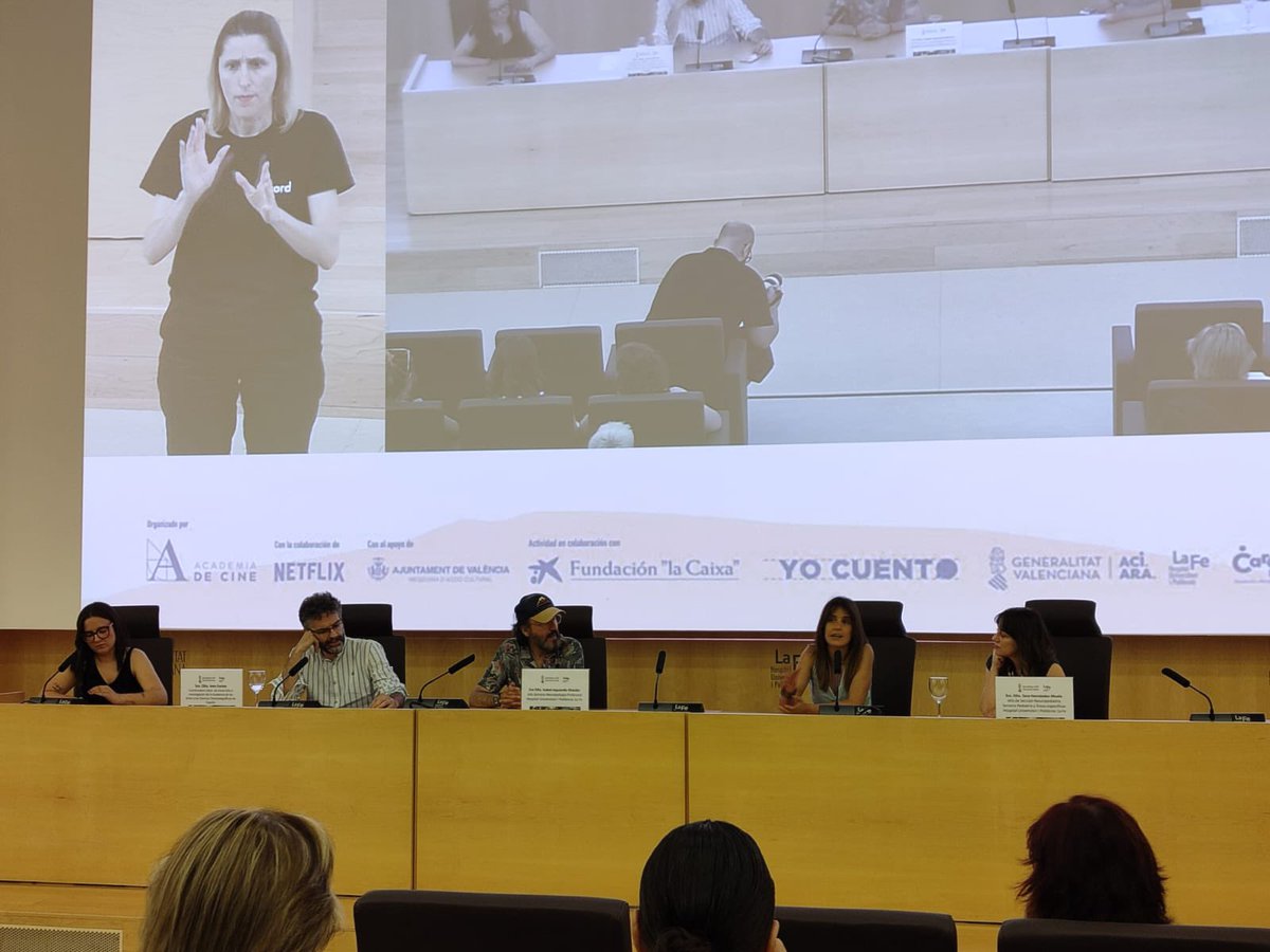 🎬✨ Ayer, 25/6, #AACDKL5 estuvo en el evento “Radiografías” del proyecto #YoCuento, en el 🏥 Hospital La Fe (Valencia).

Una tarde de emoción, arte y salud 💙 con la proyección del corto 🎥 y un coloquio sobre el poder del arte para sanar.

👉 yocuentoteatro.com/que-es-yo-cuen…