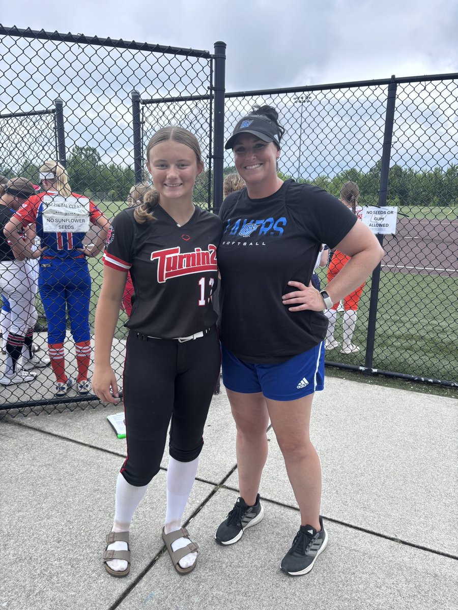 GeorgiaLinzell's tweet image. Great day despite the rain at @GVSUSoftball Prospect Camp! The Laker culture and campus were both a great experience! Thank you to both the staff and team for such an amazing day!
@Turnin2Softball @Turnin2W @CollegeBDJocks @nniiiss_ @Kenzie_LongT2 @coachjen_gvsu @CoachA_A_Ron