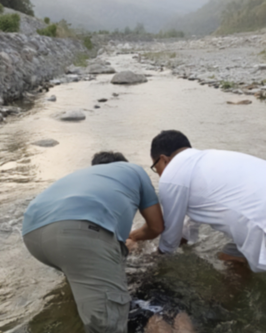 HeartCryMission's tweet image. "We were buried therefore with him by baptism into death, in order that, just as Christ was raised from the dead by the glory of the Father, we too might walk in newness of life." - Romans 6:4
Praise the Lord for several baptisms in a concealed location in South Asia!
Please…
