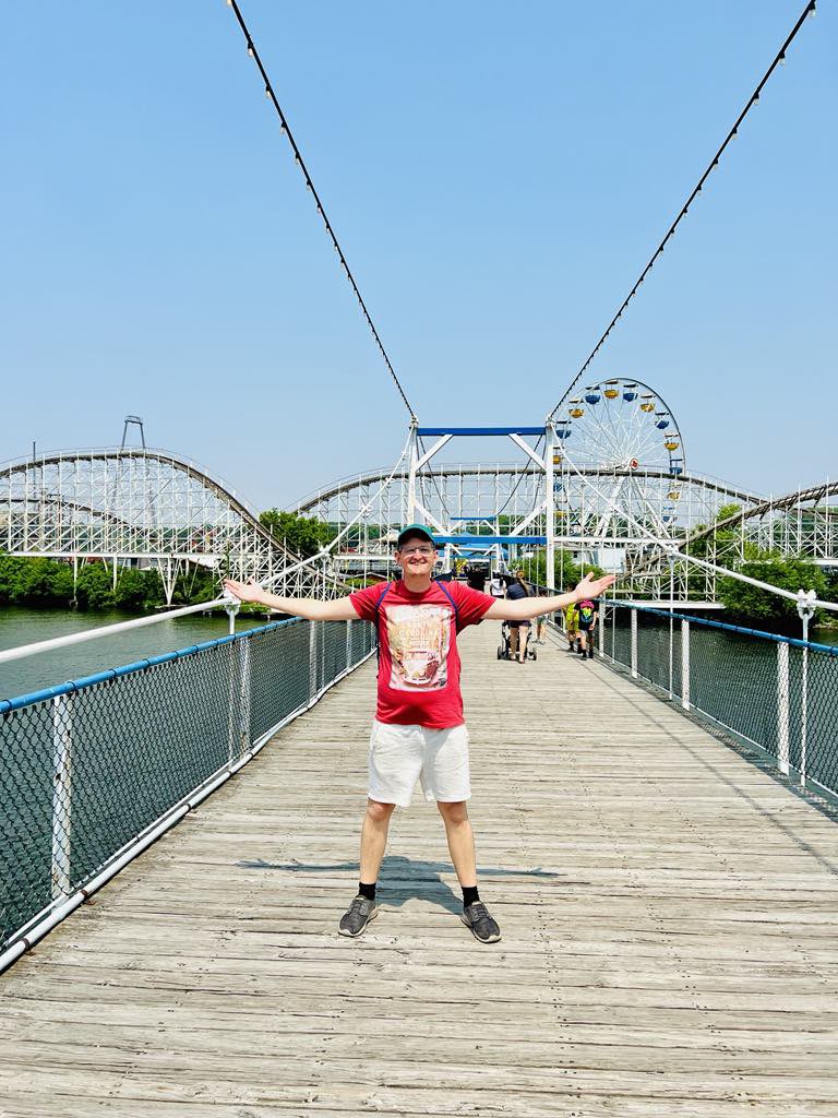 There’s something so special about a boardwalk amusement park 🎢 Back in 2023 we visited Indiana Beach for the first time as part of our USA road trip 🇺🇸