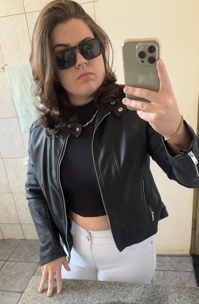 Nossa eu meio que servi muita sapatonice hj né?