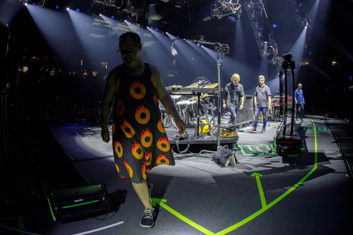 Tonight's live webcast from Austin starts at 7:30 CT/8:30PM ET → webcast.livephish.com. LivePhish+ subscribers get 15% off 4K + HD single-night webcasts. Not subscribed yet? Get 50% off any single-night webcast when you select the 'Buy &amp; Subscribe' option.

📷 Rene Huemer