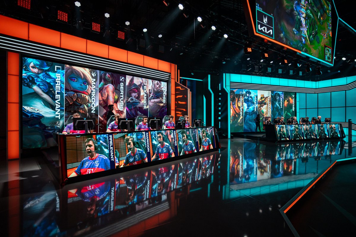 Michael Decker (@targetdecker) on Twitter photo In a major policy shift, <a href="/riotgames/">Riot Games</a> is now allowing betting sponsorships for Tier 1 League of Legends and VALORANT teams in the Americas and EMEA. 🎮💰
📈 With global esports betting turnover hitting $10.7B in 2024, Riot is leaning into the space - but with strict integrity In a major policy shift, <a href="/riotgames/">Riot Games</a> is now allowing betting sponsorships for Tier 1 League of Legends and VALORANT teams in the Americas and EMEA. 🎮💰
📈 With global esports betting turnover hitting $10.7B in 2024, Riot is leaning into the space - but with strict integrity