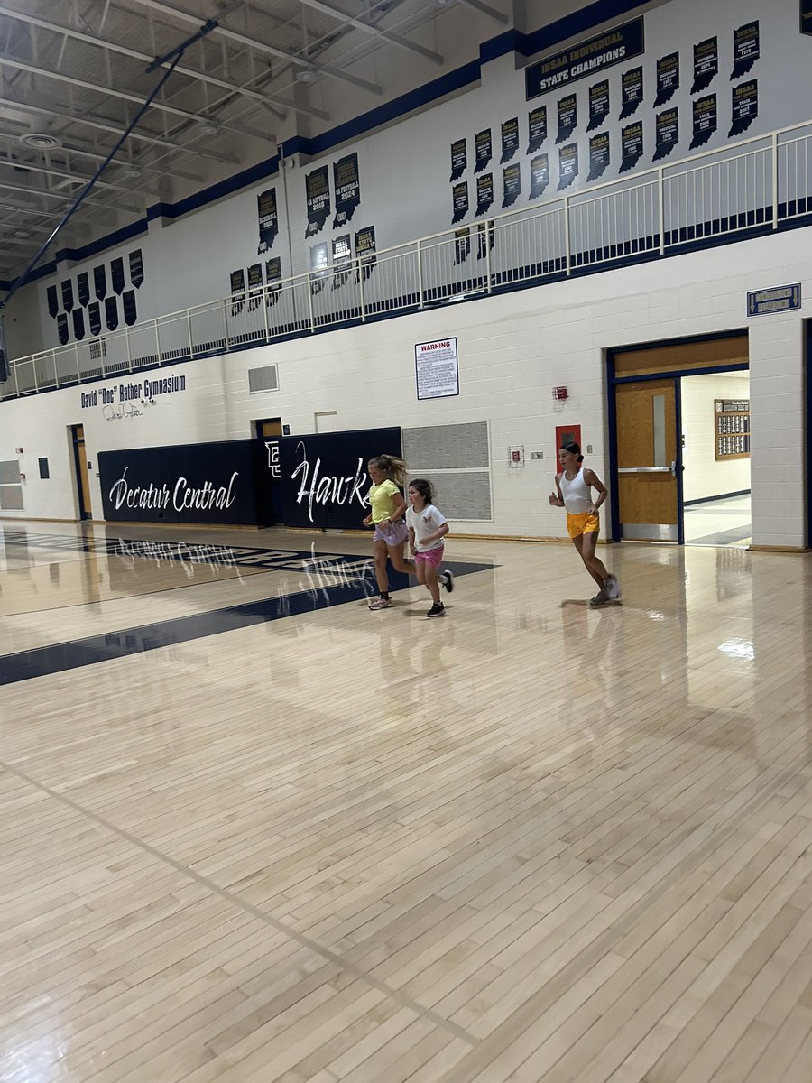 Jr. Hawks Running tweet media