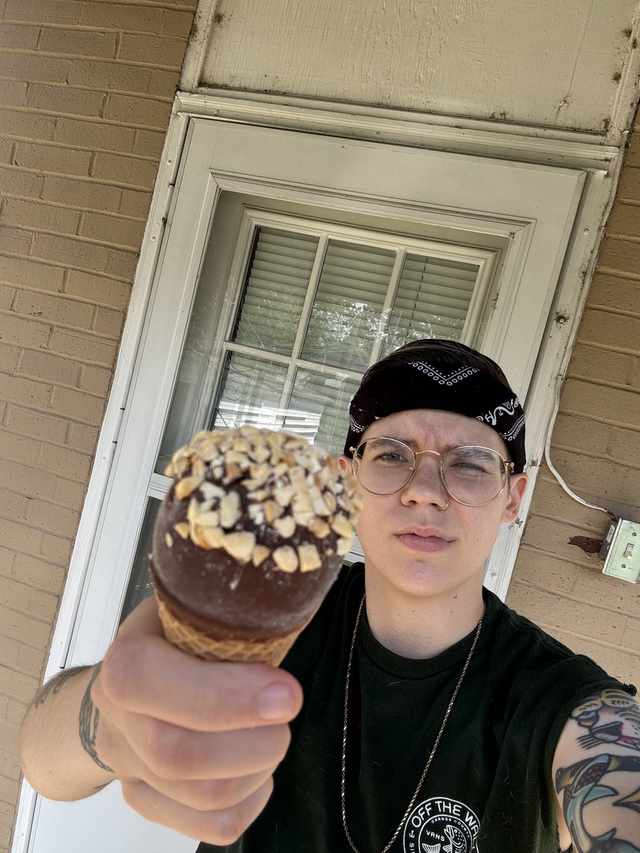 T.F. Pfyl tweet media