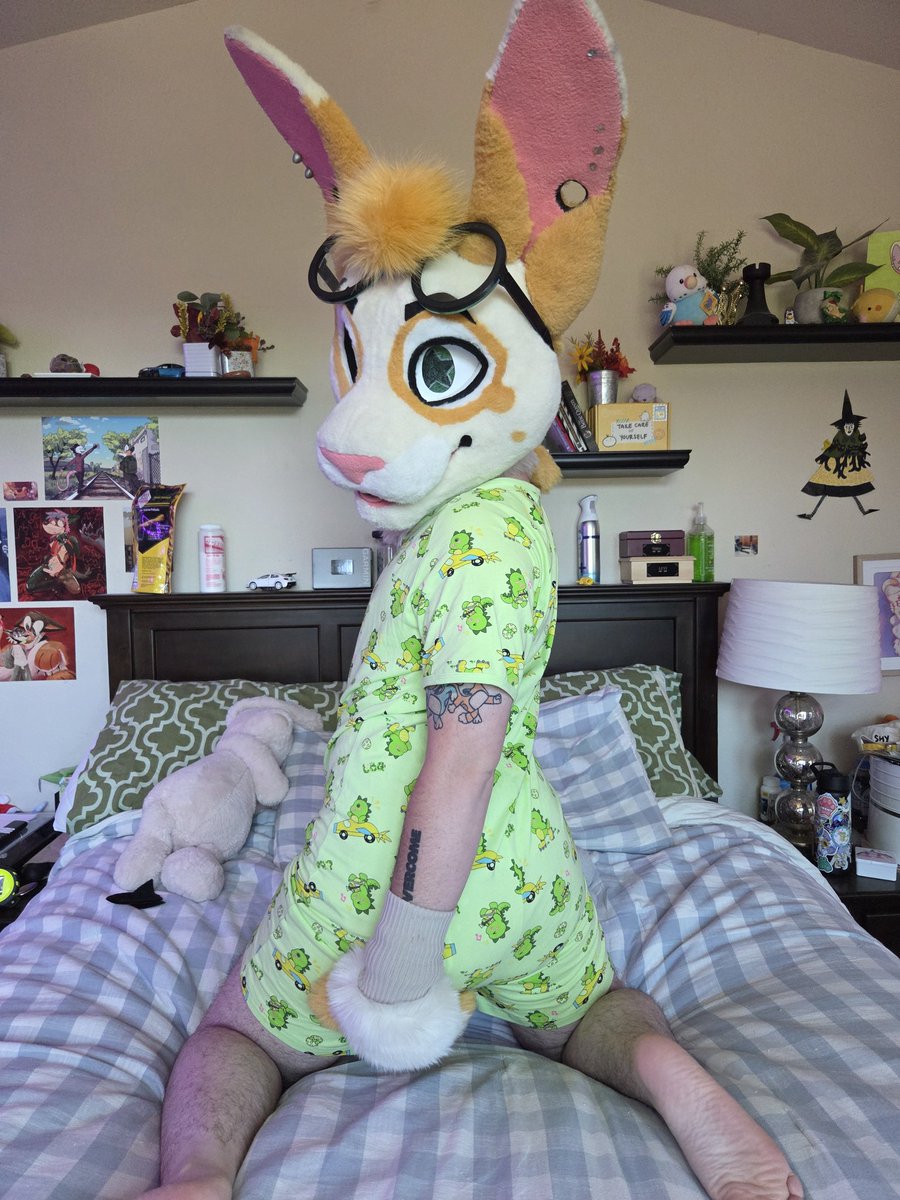 Isn't this onesie so cute? From <a href="/landofgenie/">Landofgenieofficial</a> 🐇