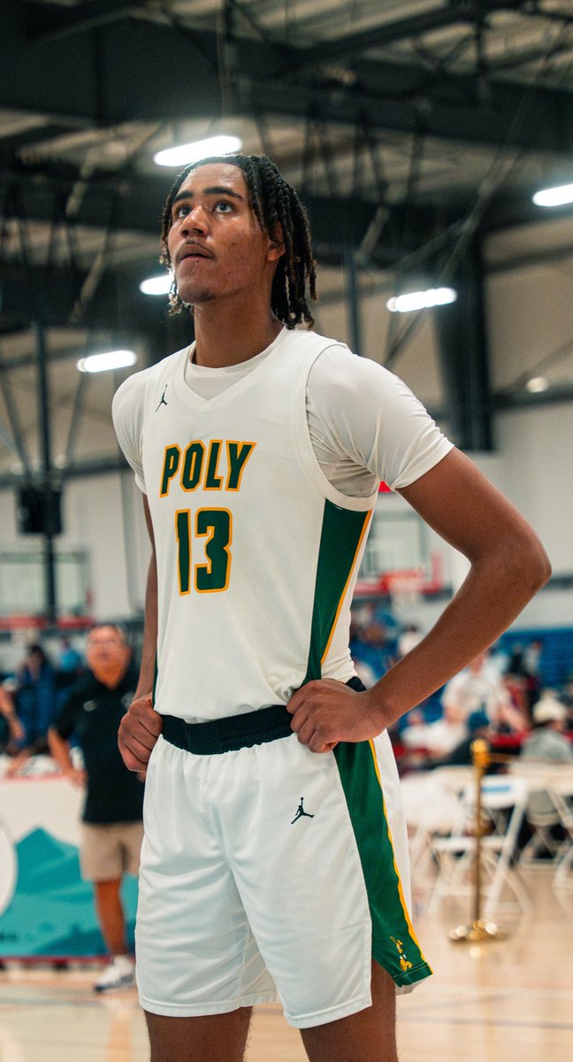 LBPolyHoops's tweet image. 2026 Jonas Oware has been offered by Harvard 🤘🏾