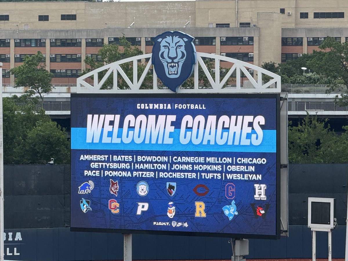Jmarchitello26's tweet image. Special thanks to @CULionsFB for the opportunity today! Great day competing!
@Coach_Kukesh @Coach_Poppe @CoachManion_ @Coach_Kay19 @Coach_Kenn @CoachK_UChicago @_BJ_Hill7 @JHamon17 @coachdober @7LHSFootball @_EliteProspects @Jalil_Johnson21