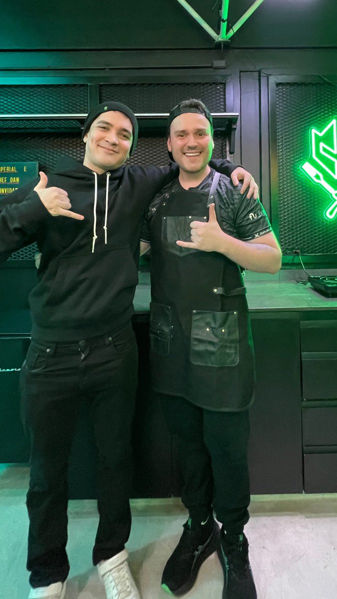 Imperial Esports (@imperialesports) on Twitter photo Olha quem já chegou por aqui pra live do Churras do Império com o <a href="/chefdangalhardo/">Chef Dan Galhardo</a> 🔥<a href="/TACOCS/">Epitácio de Melo</a>
#IMPChurras Olha quem já chegou por aqui pra live do Churras do Império com o <a href="/chefdangalhardo/">Chef Dan Galhardo</a> 🔥<a href="/TACOCS/">Epitácio de Melo</a>
#IMPChurras