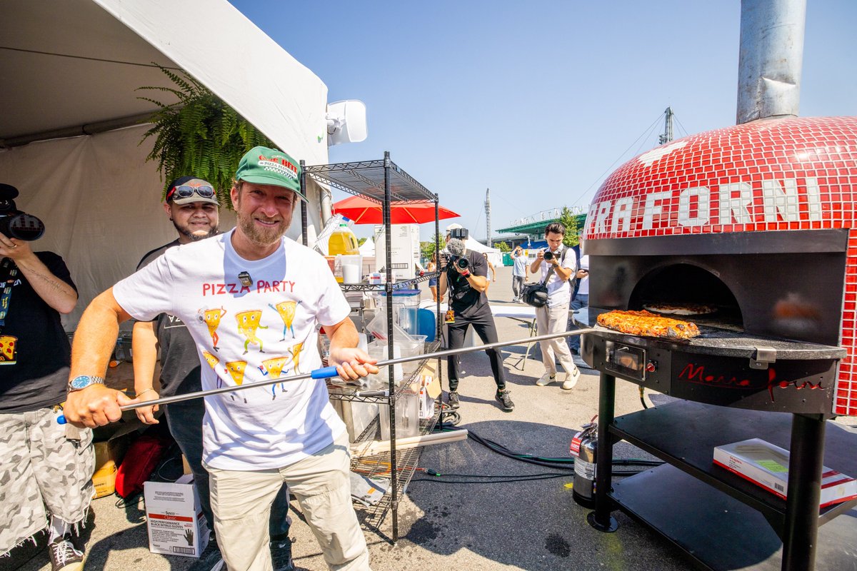 We're cookin' up an incredible time on September 13th! 40+ iconic pizzerias, all-you-can-eat slices, unlimited desserts, and so much more 🍕🍷🍧  

Buy tickets now before they sell out: OneBitePizzaFest.com