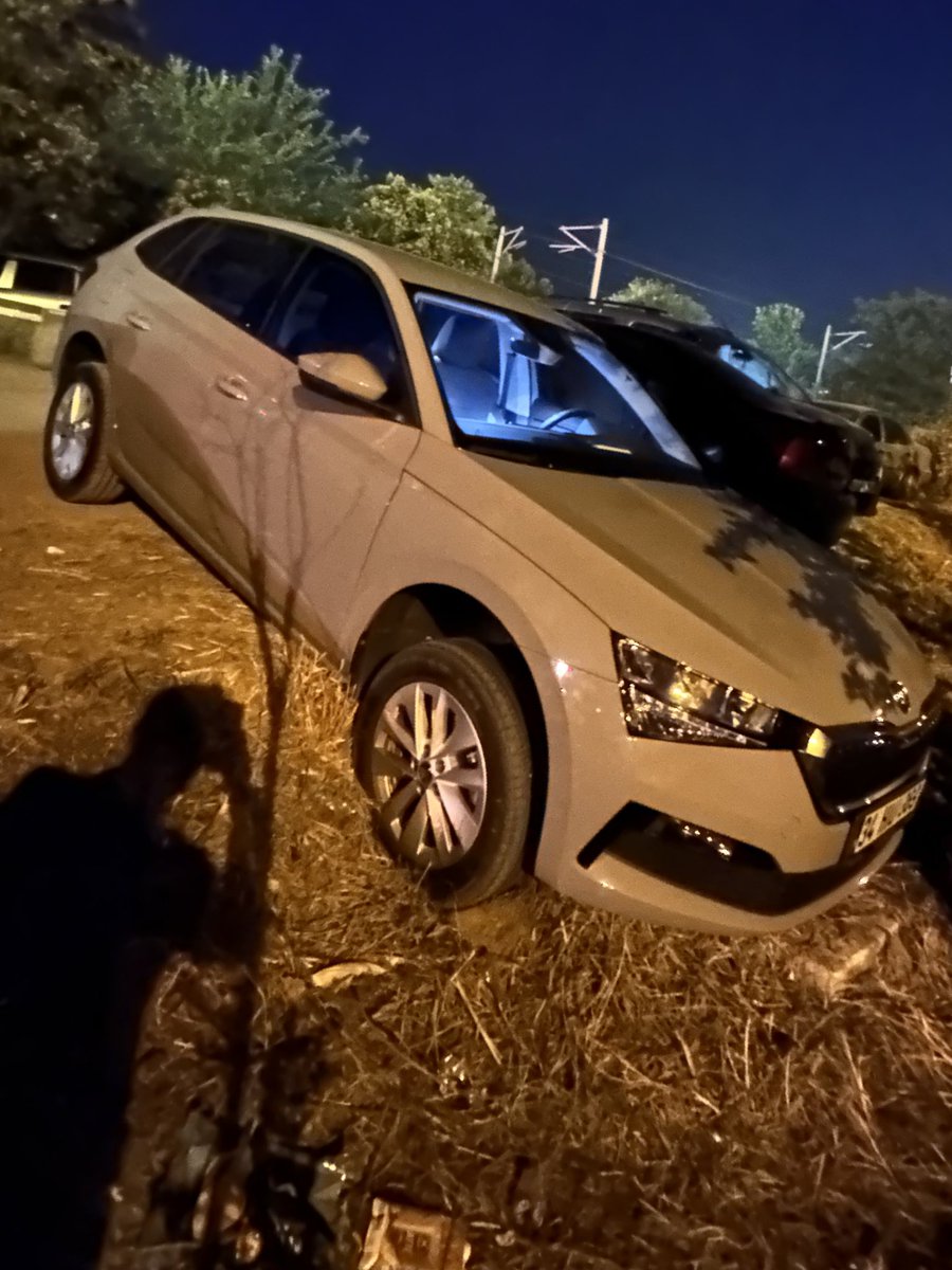 Akşam akşam düştük bir çukura ….