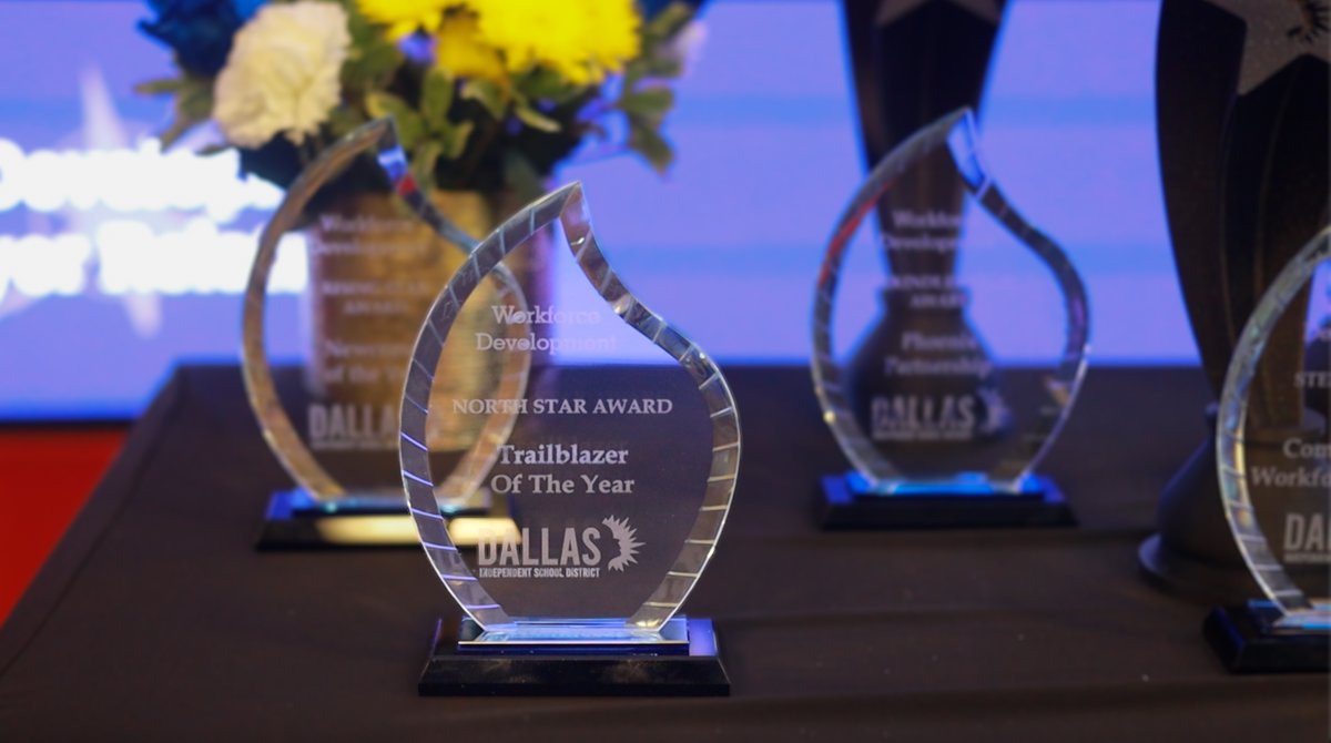 CherylNevels3's tweet image. Honored to attend the Change the Stars Awards by our Workforce Development team! Celebrating amazing partners shaping brighter futures for students. This event showcased the power of partnerships! This is what #WorkReady and #ChangeTheStars mean! 🌟 #StudentSuccess #DallasISD