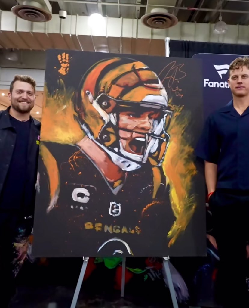 SleeperBengals's tweet photo. This speed painter got this Joe Burrow artwork done in only NINE MINUTES at Fanatics Fest this year!

Artist: @codysabolart https://t.co/uPxt2EVojS