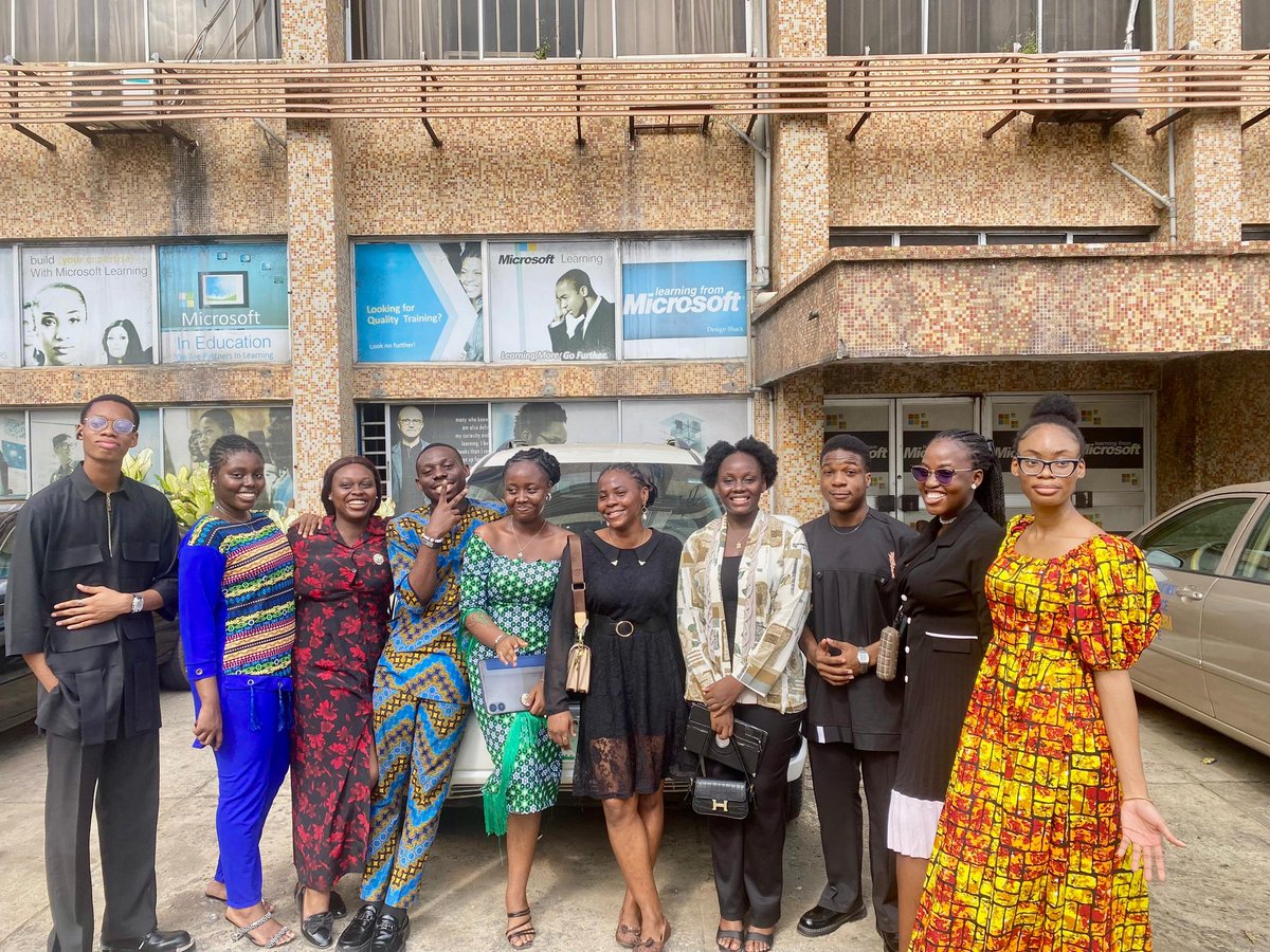 UnboxMed's tweet image. TBT 
UnboxMed 1.0 
Rhema university Aba🔥🔥🔥🔥