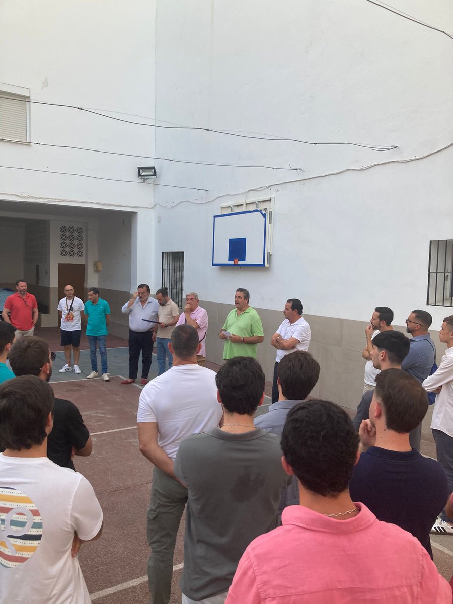 🟤 𝑰𝑮𝑼𝑨𝑳𝑨 𝑫𝑬 𝑪𝑶𝑺𝑻𝑨𝑳𝑬𝑹𝑶𝑺  🟤

En la noche de hoy se ha realizado la igualá de los costaleros que portarán a Ntra. Sra. del Carmen el próximo 12 de julio.