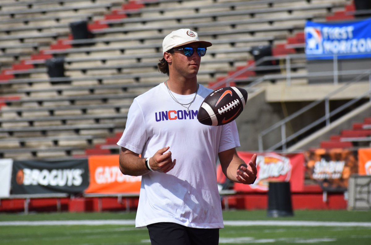 Former Austin Westlake QB Cade Klubnik is being mocked as the No. 1 QB in the country by many coming into the 2025 season. 

3600 yards, 36 TD, 6 INT and an additional 7 TD via his legs in 2024.