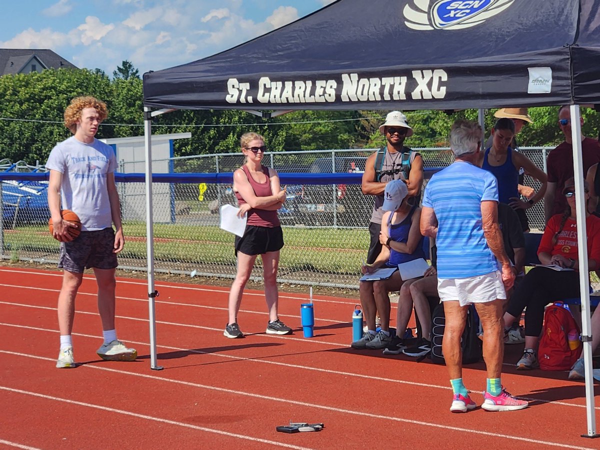 Run Run Rue Rue tweet media