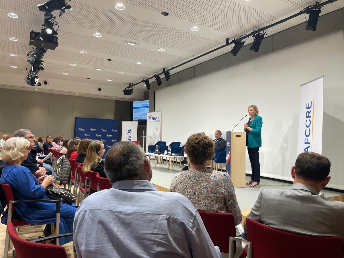 Honorée de pouvoir clôturer la rencontre franco-allemande de l’<a href="/afccre/">AFCCRE</a> pour <a href="/l_amf/">AMF | Association des maires de France</a> , en rappelant la place centrale de la coopération franco-allemande. Les maires peuvent faire de leur frontière non pas un mur mais un levier de réussite de leurs politiques de développement local
