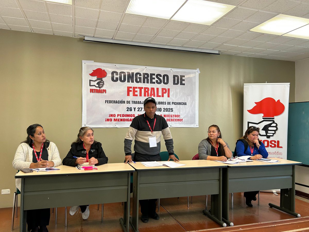 prensaceosl's tweet photo. 🔴 ¡Hoy arranca el Congreso de FETRALPI!
Las y los trabajadores organizados de Pichincha se reúnen para debatir la crítica situación del país, sus efectos en los derechos laborales y los desafíos para garantizar la libertad sindical.
#Fetralpi #Pichincha https://t.co/Hp2e2IeOk5