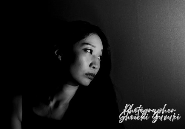 sho1981ichi's tweet image. 【The beauty of a woman must be seen from in her eyes, because that is the doorway to her heart.】

#japanphoto #photolife #portrait_jp #shoichisuzuki #portraitart #monochromeart #blackandwhite #photoart #japangirl #photo #photographer #availablelight #performer