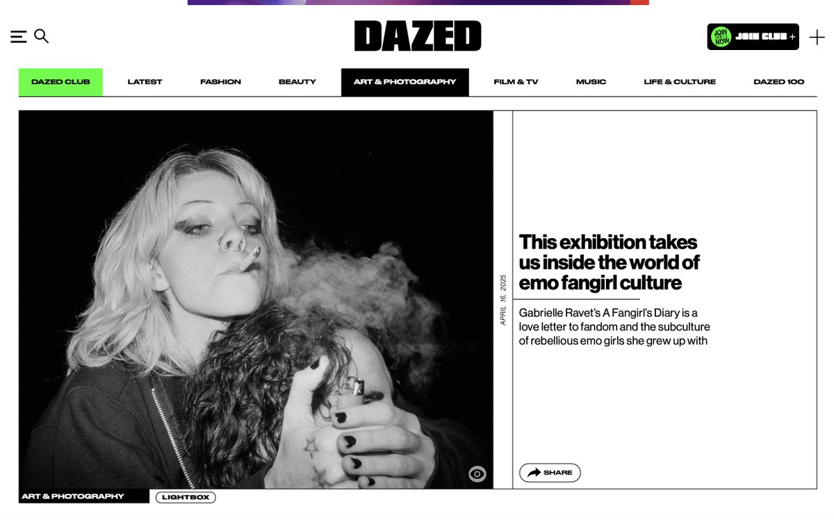 gaby_ravy's tweet image. hey everyone!

I&apos;m Gaby, I&apos;m a photographer based in NYC, and I&apos;m planning to photograph fans at MCR shows this summer, as part of my project a fangirl&apos;s diary, which has been published on Dazed &amp;amp; AP and exhibited a couple times this year!