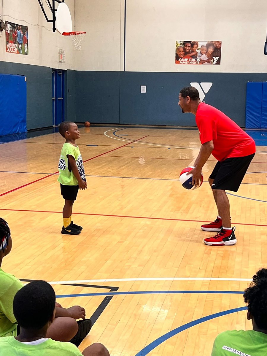 Chris Franklin (@chrishandles) on Twitter photo Had a great time speaking with the kids at Camp Curtin YMCA today. Big shoutout to <a href="/majorprepllc/">Bryan Majors</a> for the amazing work you’re doing to give back to the youth. Great group of kids—truly inspiring! #handlesfoundation #givingback #campcurtinymca #majorprep #livetoinspire #bethechange Had a great time speaking with the kids at Camp Curtin YMCA today. Big shoutout to <a href="/majorprepllc/">Bryan Majors</a> for the amazing work you’re doing to give back to the youth. Great group of kids—truly inspiring! #handlesfoundation #givingback #campcurtinymca #majorprep #livetoinspire #bethechange