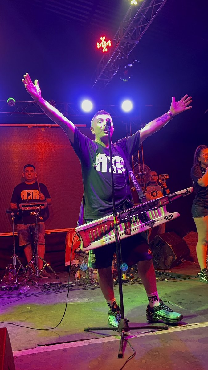 Motivación: Hoy toca <a href="/pablitolescano/">Perrito Malvado</a> y sus #DamasGratis 👉🏻🎹🔥 yo te avisé.