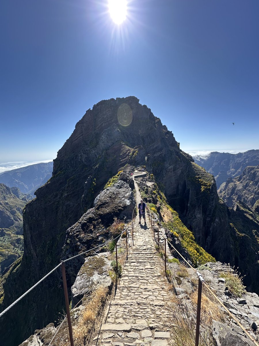 PMccoubrie's tweet image. This most astonishing place I’ve ever walked. Pico do Areeiro, Madeira. 

Was thinking of my late pal, Barry Kelly, who was vertiginous. He would hated it.