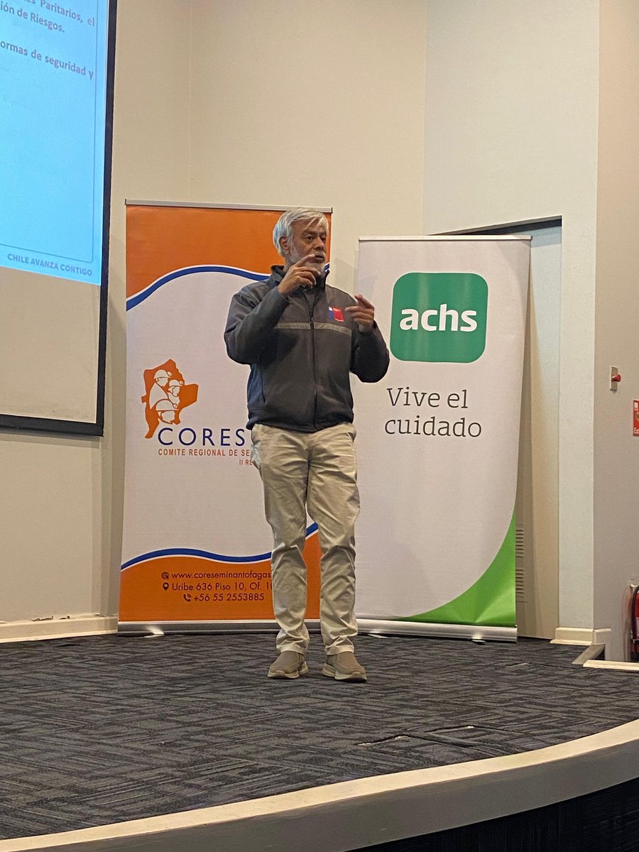 AntofagastaDrt's tweet photo. 📢  @AntofagastaDrt, La DT✔️ participa en Taller respecto del alcance y experiencias en la implementación del 📃 D.S. N°44, actividad realizada en #Antofagasta  y fue organizado por #CORESEMIN ✔️

#TrabajoDecente
#DialogoSocial
#DerechosLaborales https://t.co/X0guVYHcAy