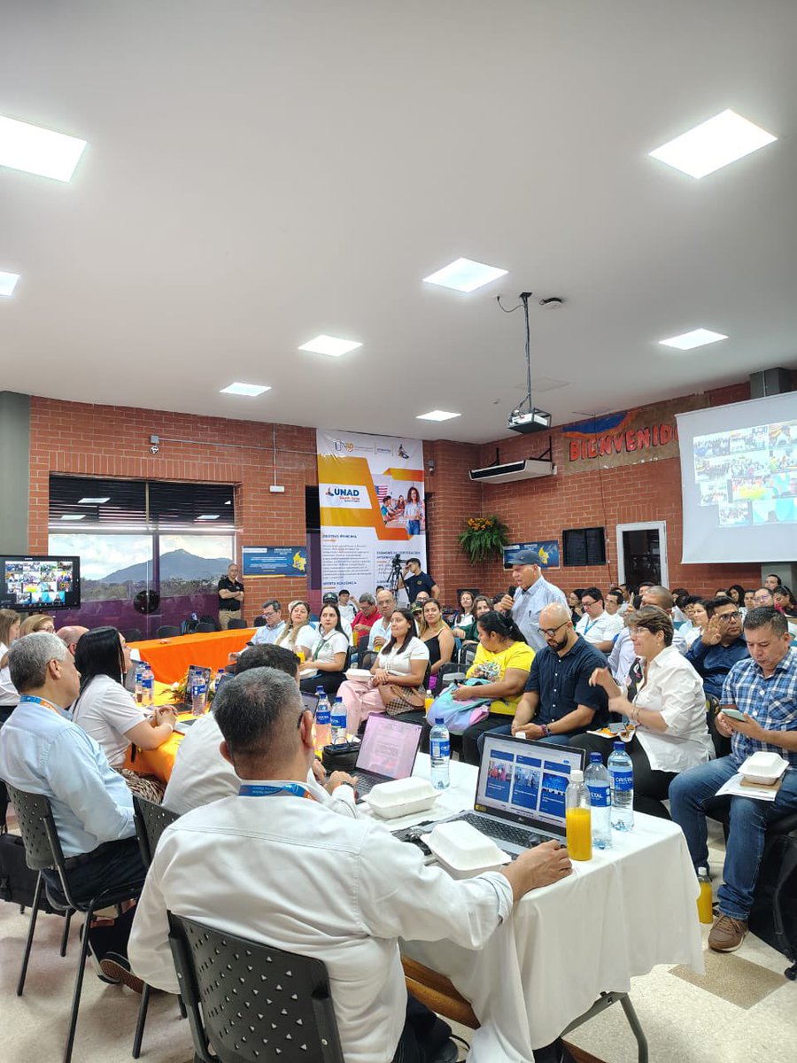 Carolina Calle tweet media