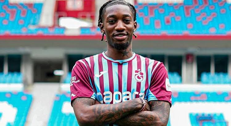 sporhabertdi's tweet photo. Trabzonspor'da Muhammed Cham'a 7 milyon euro değerinde transfer teklifi geldi.
#Trabzonspor #Muhammedcham #Somdakika https://t.co/qfid721LhR