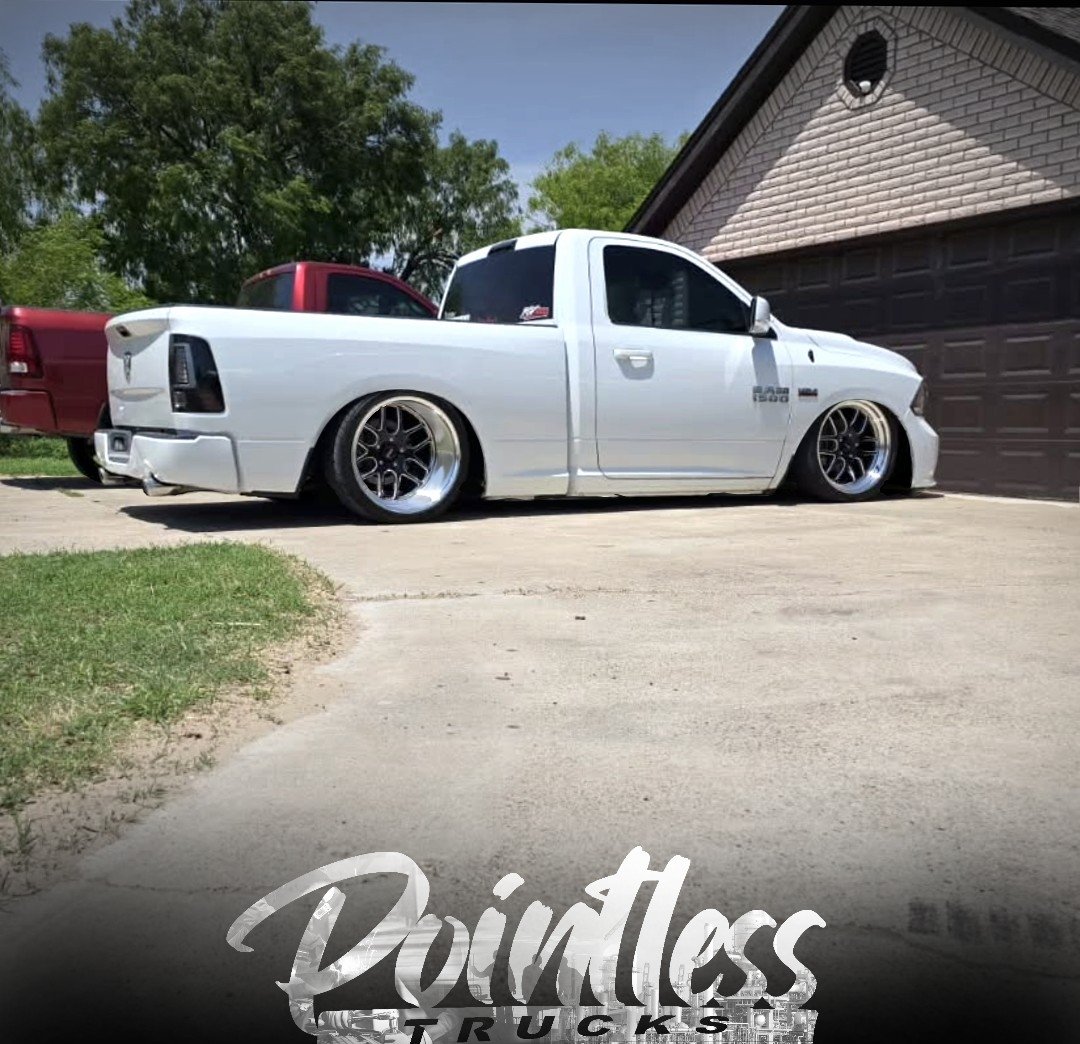 TrucksPointless's tweet photo. #CCCEdit: Mopar https://t.co/4pPOYxoRO9