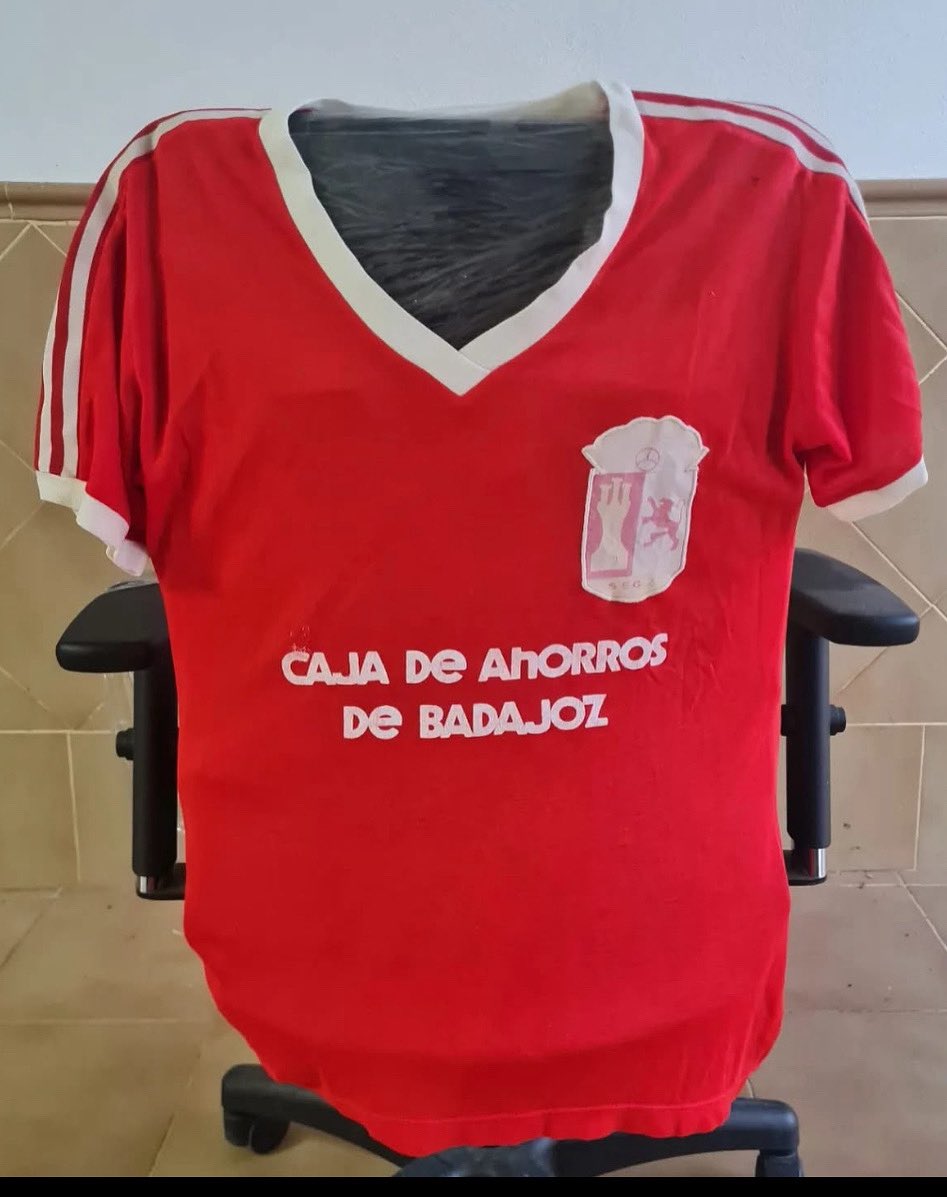 Nuestra historia, nuestra camiseta.
Mañana os desvelamos la primera de muchas actividades que tendremos esta temporada para celebrar los 50 años de historia de la U.P. Segureña.
Atentos… esto acaba de comenzar!
#UPSegureña50 #NuestraHistoria #OrgulloSegureño #AniversarioUP