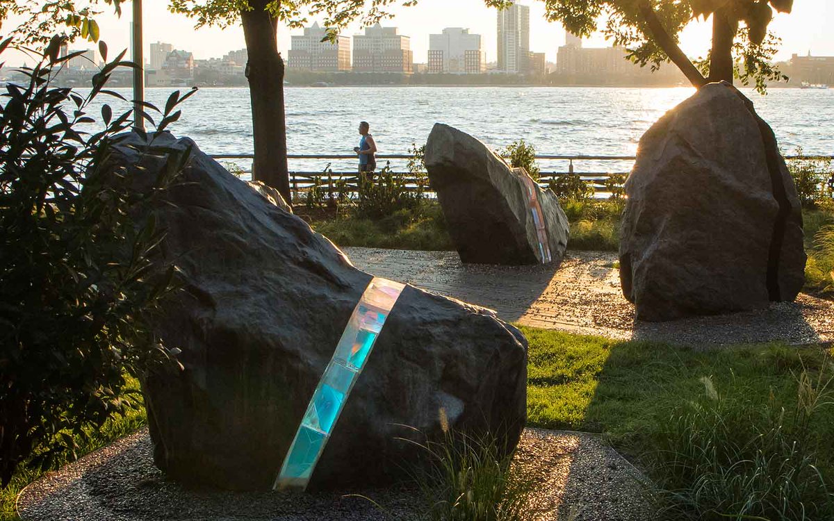 HudsonRiverPark's tweet image. Hudson River Park’s riverfront is home to public art and monuments that honor NYC’s LGBTQIA+ community and honor its history. Explore a self-guided walk that highlights meaningful sites along the Greenwich Village waterfront. hudsonriverpark.org/lgbtqia-histor…
