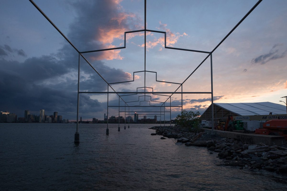 HudsonRiverPark's tweet image. Hudson River Park’s riverfront is home to public art and monuments that honor NYC’s LGBTQIA+ community and honor its history. Explore a self-guided walk that highlights meaningful sites along the Greenwich Village waterfront. hudsonriverpark.org/lgbtqia-histor…