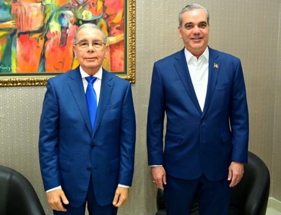 Que gigante es Danilo Medina , a pesar de todo lo que le hicieron. Siempre tiene su país en primer plano.La Rep está por encima de todas las cosas.