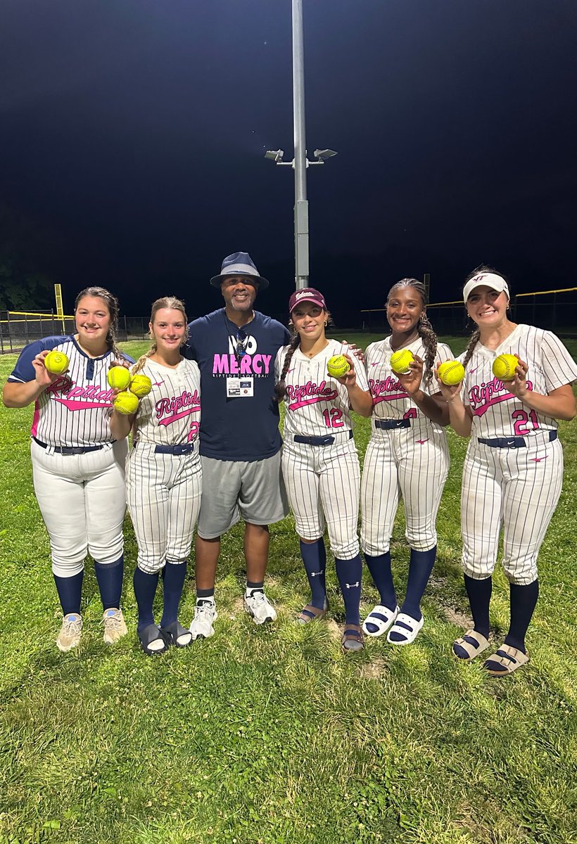 Mia Gagliardi 2025 (@gagliardimia) on Twitter photo Kansas City Bombs!! 💣💣 <a href="/TxRiptide07/">TEXAS RIPTIDE</a> <a href="/SamCamp50/">Sam Campbell</a> <a href="/VTechSBcoach/">Pete</a> <a href="/michaellew10/">Mike Lewis</a> <a href="/jjpower19/">Joshua Johnson, PhD</a> <a href="/HuemulMata/">Huemul Mata</a> Kansas City Bombs!! 💣💣 <a href="/TxRiptide07/">TEXAS RIPTIDE</a> <a href="/SamCamp50/">Sam Campbell</a> <a href="/VTechSBcoach/">Pete</a> <a href="/michaellew10/">Mike Lewis</a> <a href="/jjpower19/">Joshua Johnson, PhD</a> <a href="/HuemulMata/">Huemul Mata</a>