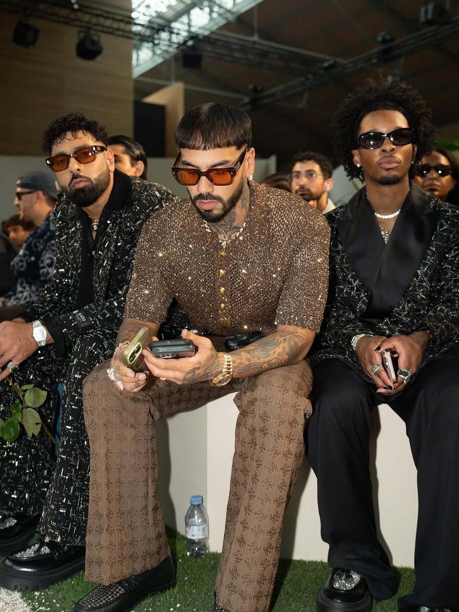 Anuel Data tweet media