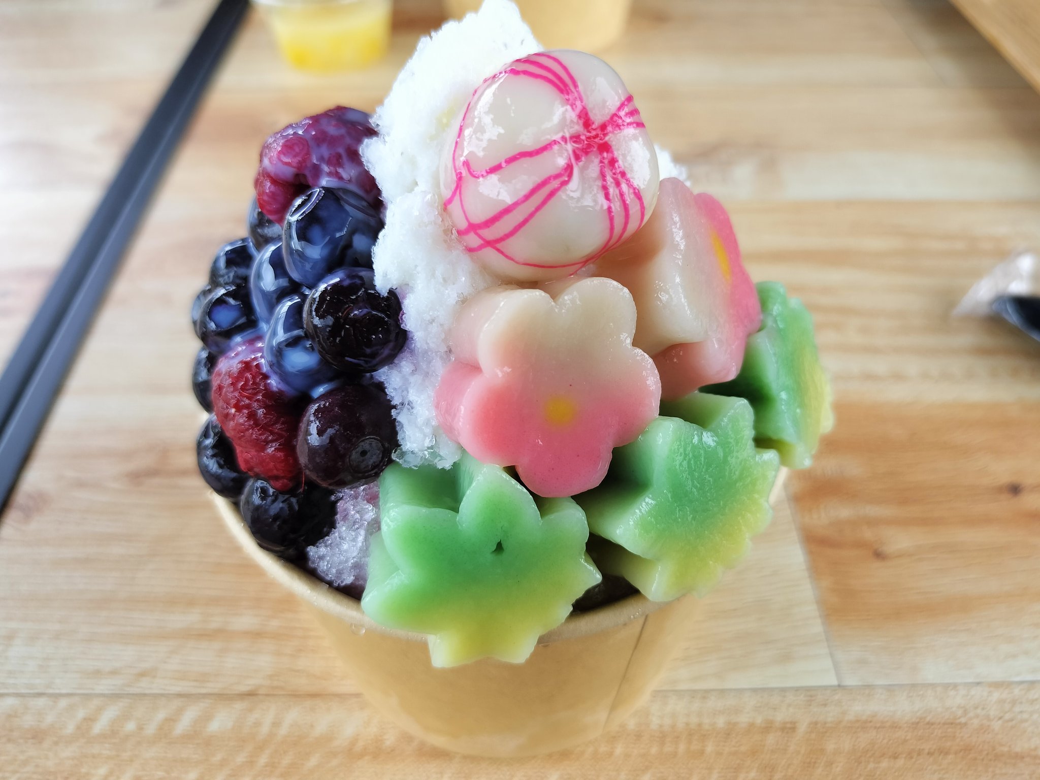 はいチーズ！RRR + ゆるキャン△ Amazon.co.jp: アクロス ゆるキャン△ シカ出んの?カーサイン