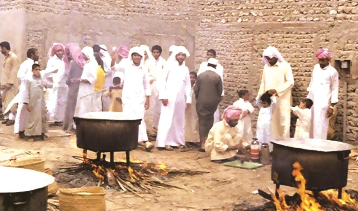جريدة الرياض (@alriyadh) on Twitter photo #بين_زمنين.. الفنون الشعبية.. امتداد للتراث.. غرس القيم والعادات والشعور بالوطنية في نفوس الأجيال
alriyadh.com/2138643
#جريدة_الرياض
<a href="/homod991/">حمود الضويحي</a> #بين_زمنين.. الفنون الشعبية.. امتداد للتراث.. غرس القيم والعادات والشعور بالوطنية في نفوس الأجيال
alriyadh.com/2138643
#جريدة_الرياض
<a href="/homod991/">حمود الضويحي</a>