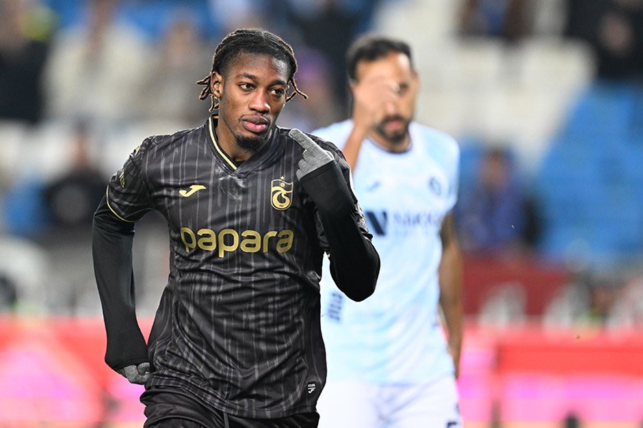 TrabzonHub's tweet photo. 🆕 Transfer- News 🆕 - The Chosen One 🎭
🇸🇦Al-Feiha hat für Muhammed Cham ein offizielles Angebot über 7,5 Millionen US-Dollar abgegeben (ca. 7 Millionen Euro). 💰
( 🔗 : @hasanntuncel )
#MuhammedCham #Trabzonspor #AlFeiha #SüperLig #SaudiProLeague https://t.co/KZ41NWtFmo